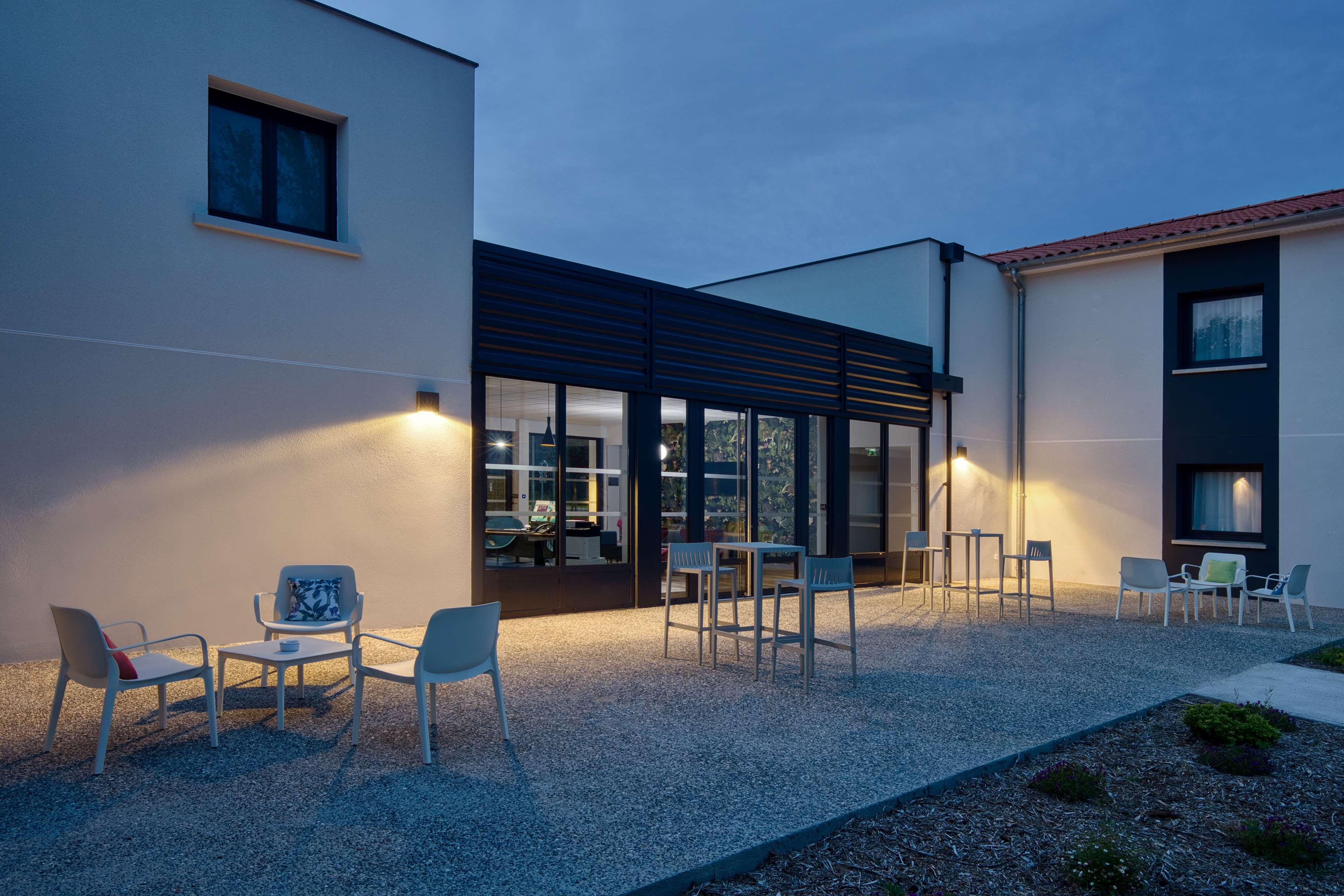Sure Hotel By Best Western Les Portes De Montauban Eksteriør billede